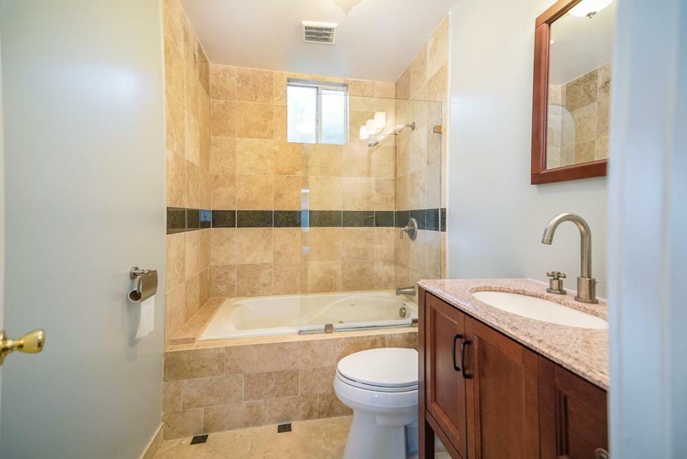 Stylish 2 Bed & 2 Bath At The Heart Of Hollywood With Free Parking - One Car Only Διαμέρισμα Λος Άντζελες Εξωτερικό φωτογραφία